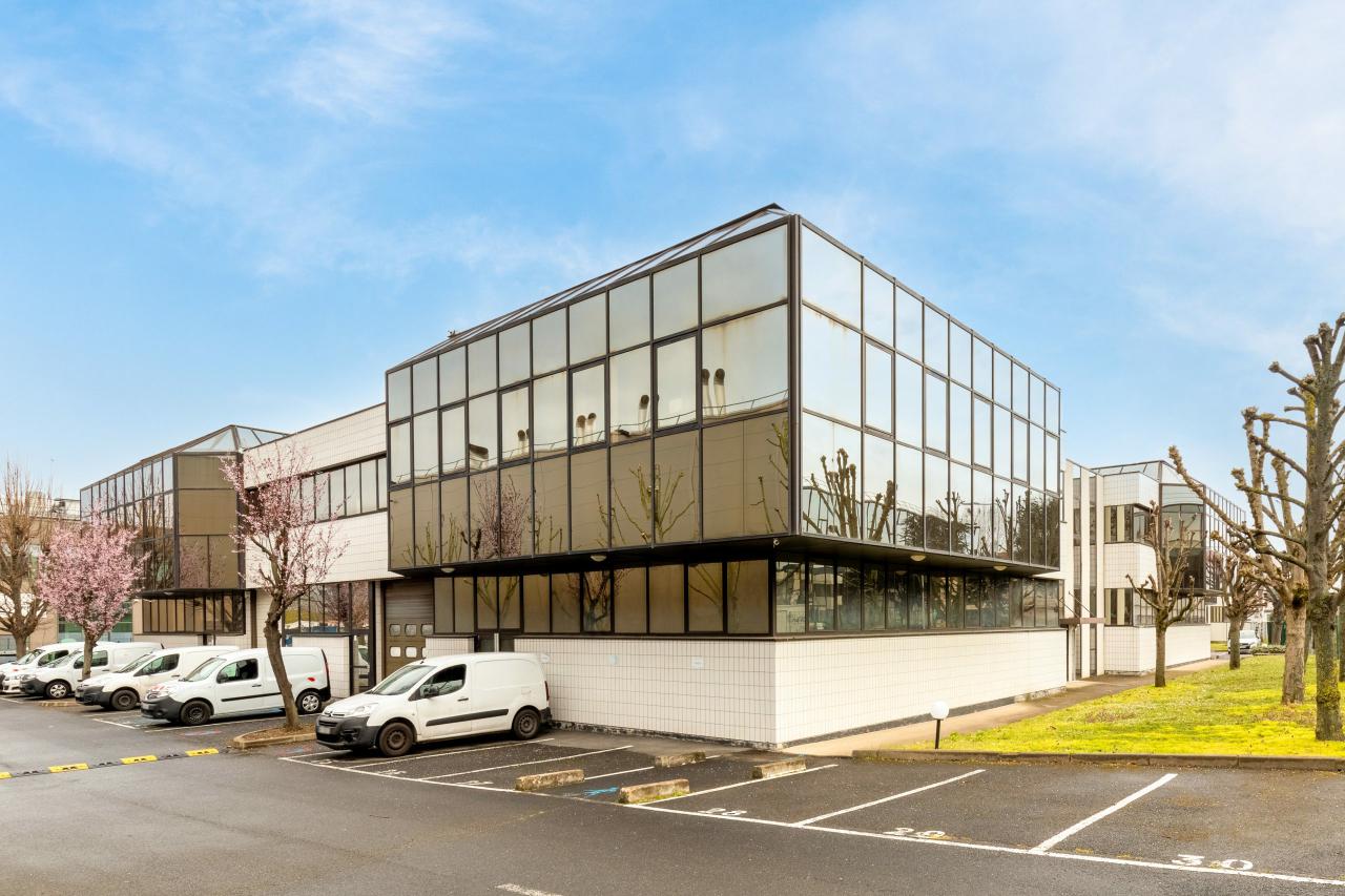 Local d'activité Nanterre 1937m² Location local d'activité Nanterre Hauts-de-Seine OLACT2312015 2
